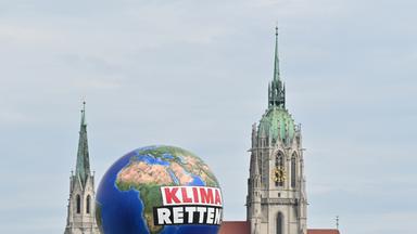 Plakat mit der Aufschrift: "Luft zum Atmen"