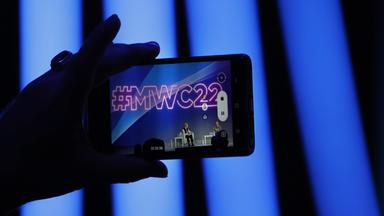 Handy mit der Aufschrift "Mobile World Congress"
