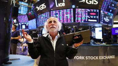 Ein Börsenhändler im Handelssaal der New York Stock Exchange.