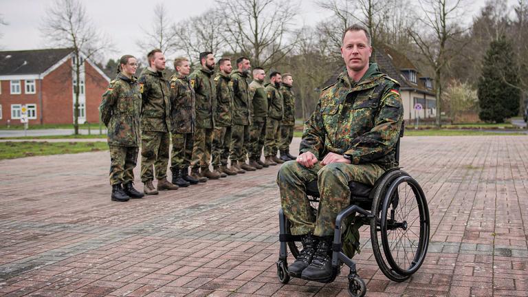 Kapitänleutnant Jörg Hinrichs: Soldat mit Behinderung 