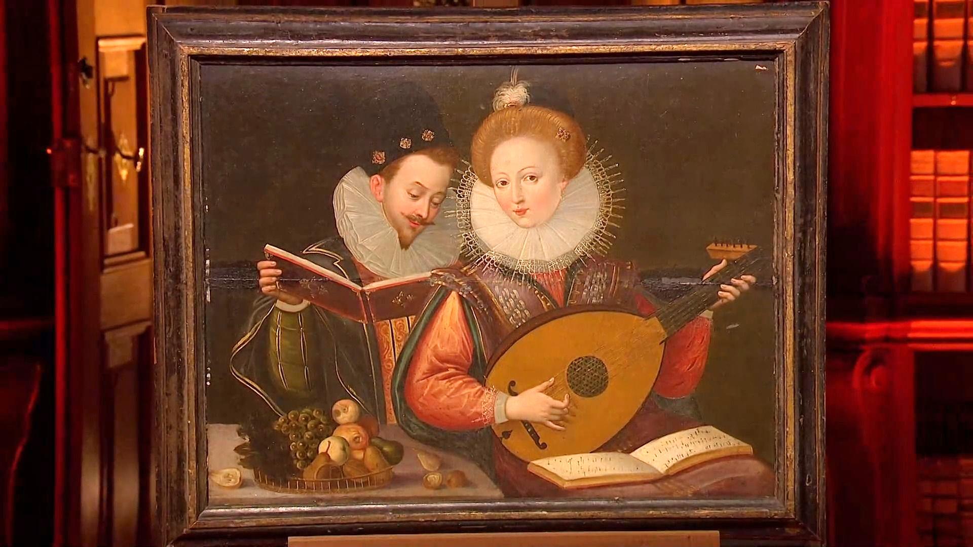 Nahaufnahme eines Gemäldes von Maria Stuart mit einer Gitarre und einem Mann, der ein Buch liest.