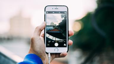 KI im Smartphone - Symbolbild