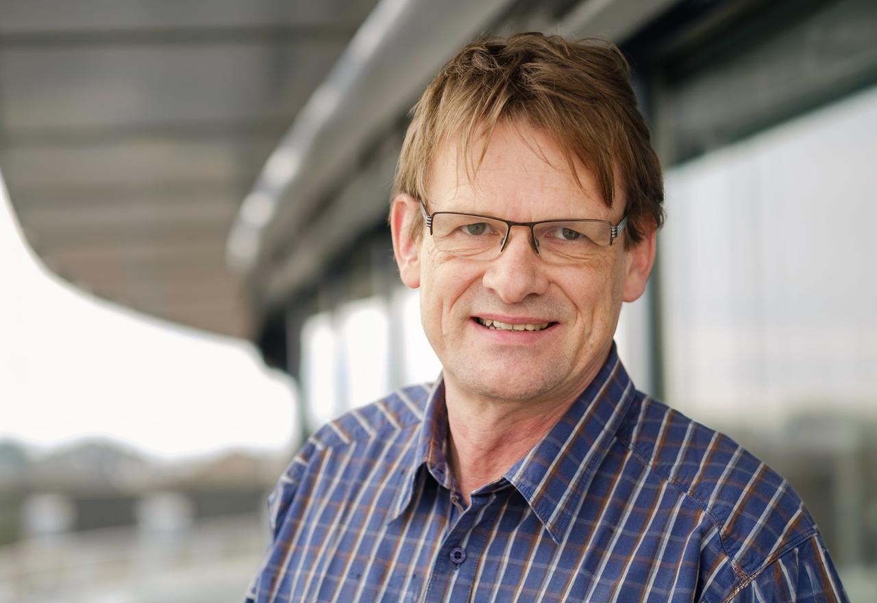 Rudolf Stark ist Professor für Psychotherapie und Systemneurowissenschaften 