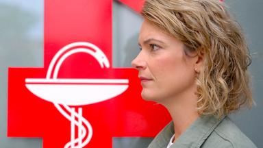 Wenn Medikamente gegen Bakterien keine Chance haben. Lena Ganschow sucht nach Lösungen für die Antibiotikakrise.