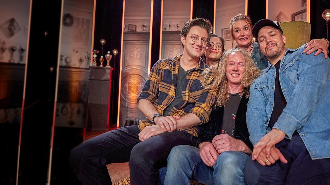Von links: Yannik Sellmann, Ana Lucia, Susi Raith und Jochen Goricnik (die Spießer) und Jan van Weyde.
