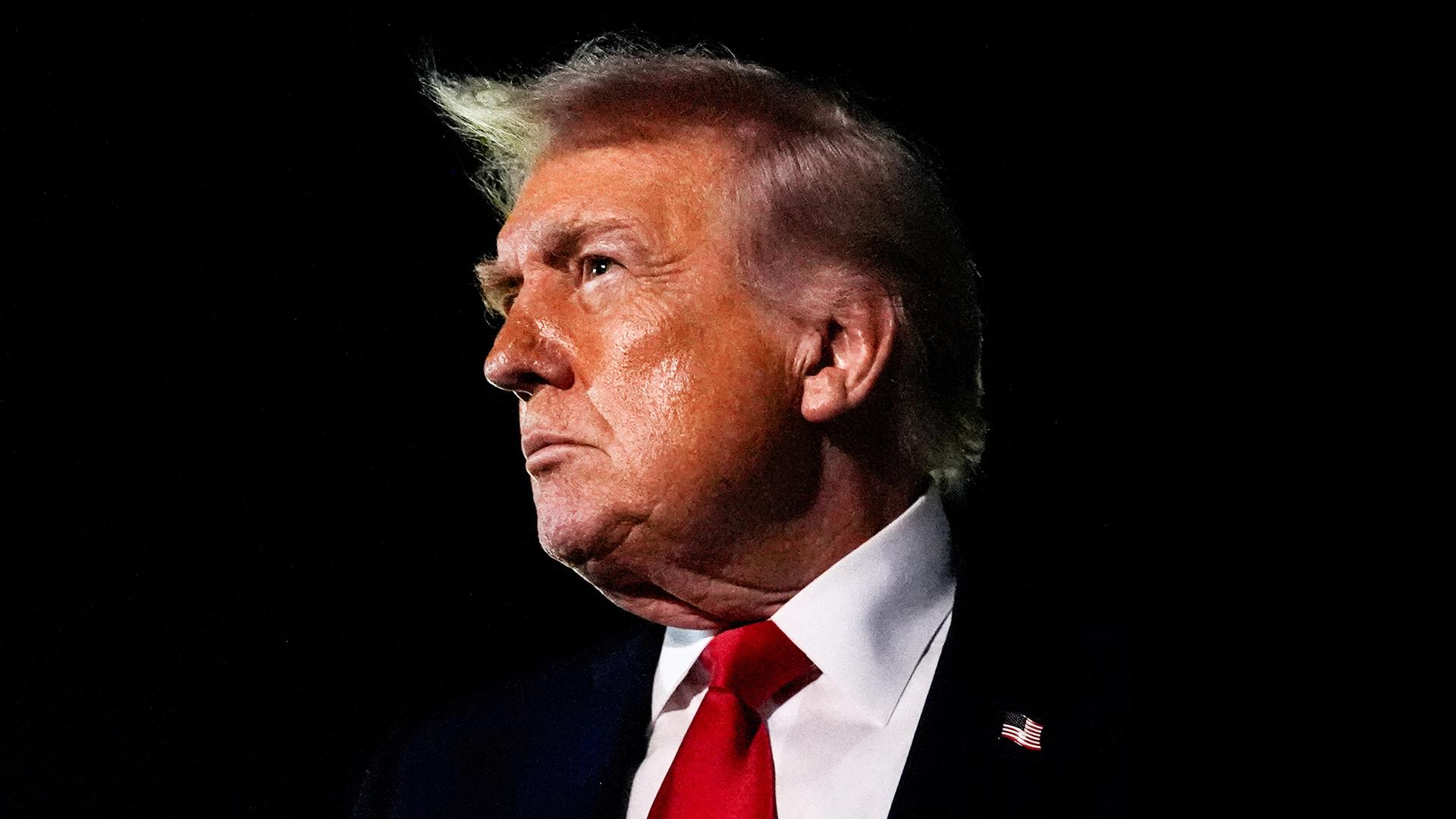 Ein Jahr USA unter Prasident Trumps: Wissenschaft und Klimaschutz auf dem Rückzug. Welche Schäden bereits sichtbar sind, zeigt eine Bestandsaufnahme seiner Politik.