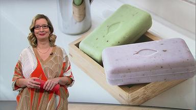 Moderatorin Yvonne Willicks im Servicezeit Studioz.