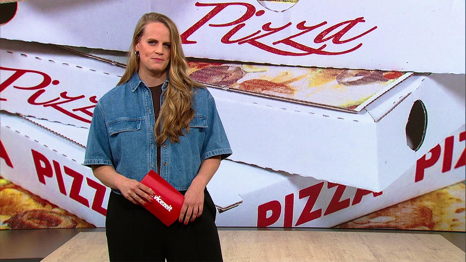 Moderatorin Svenja Kellershohn im Servicezeit Studio.