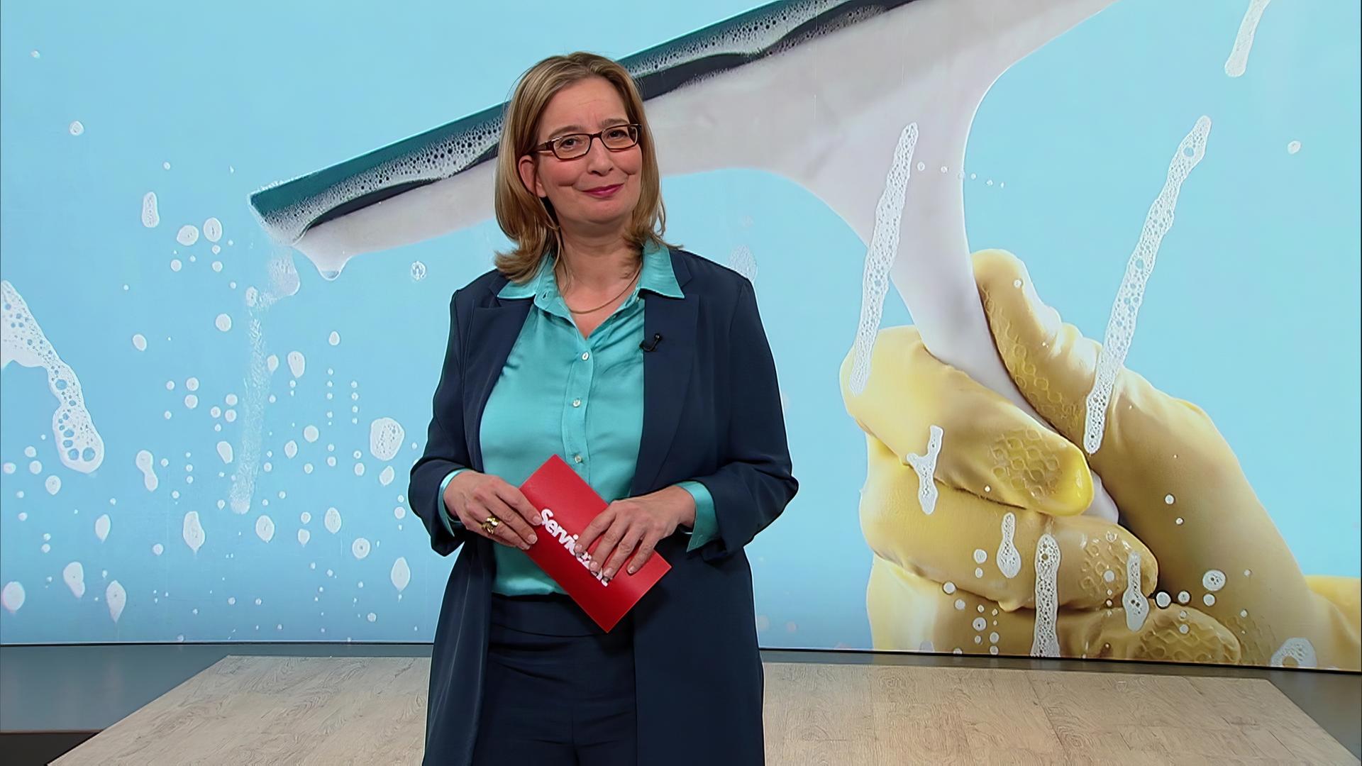 Yvonne Willicks im Servicezeit Studio.