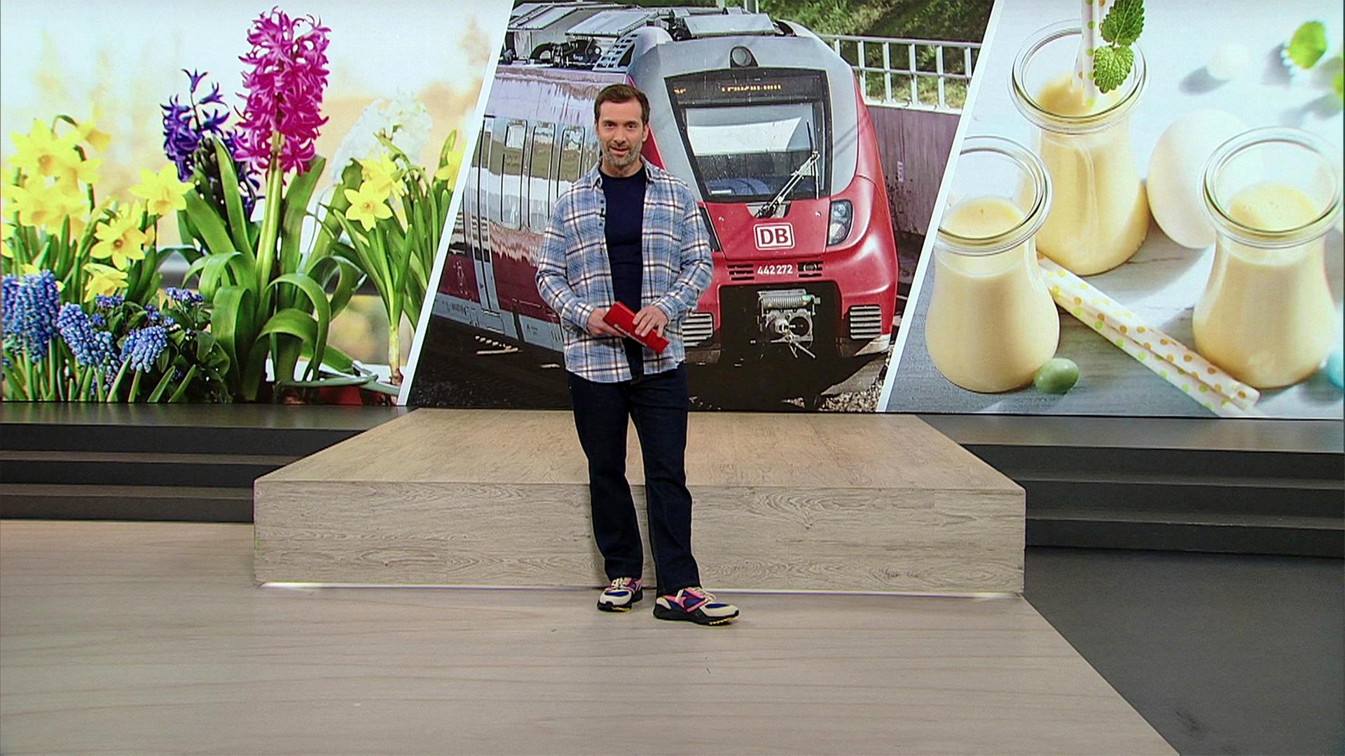 Daniel Aßmann im Studio.