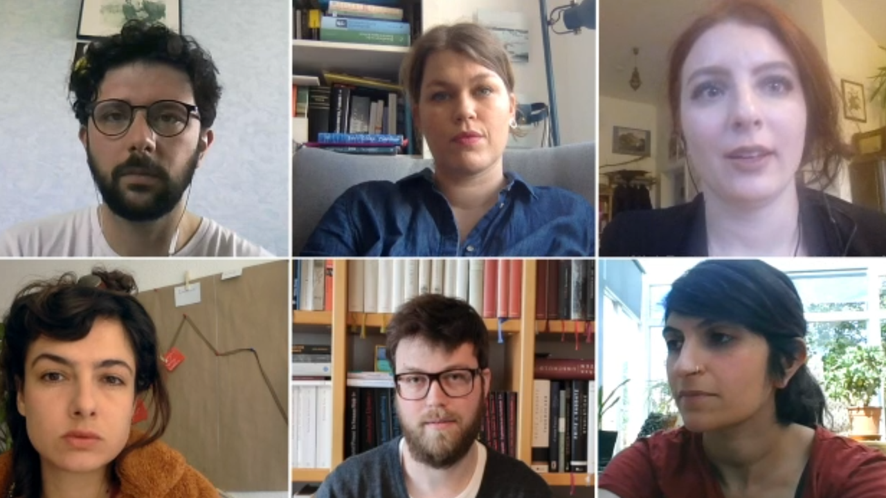 sechs der Teilnehmer des kollektiven literarischen Tagebuchs tragen Ausschnitte ihrer Texte vor