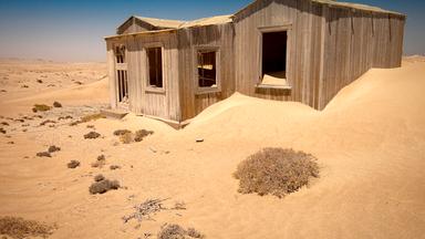 Ghost Town, Holzhaus