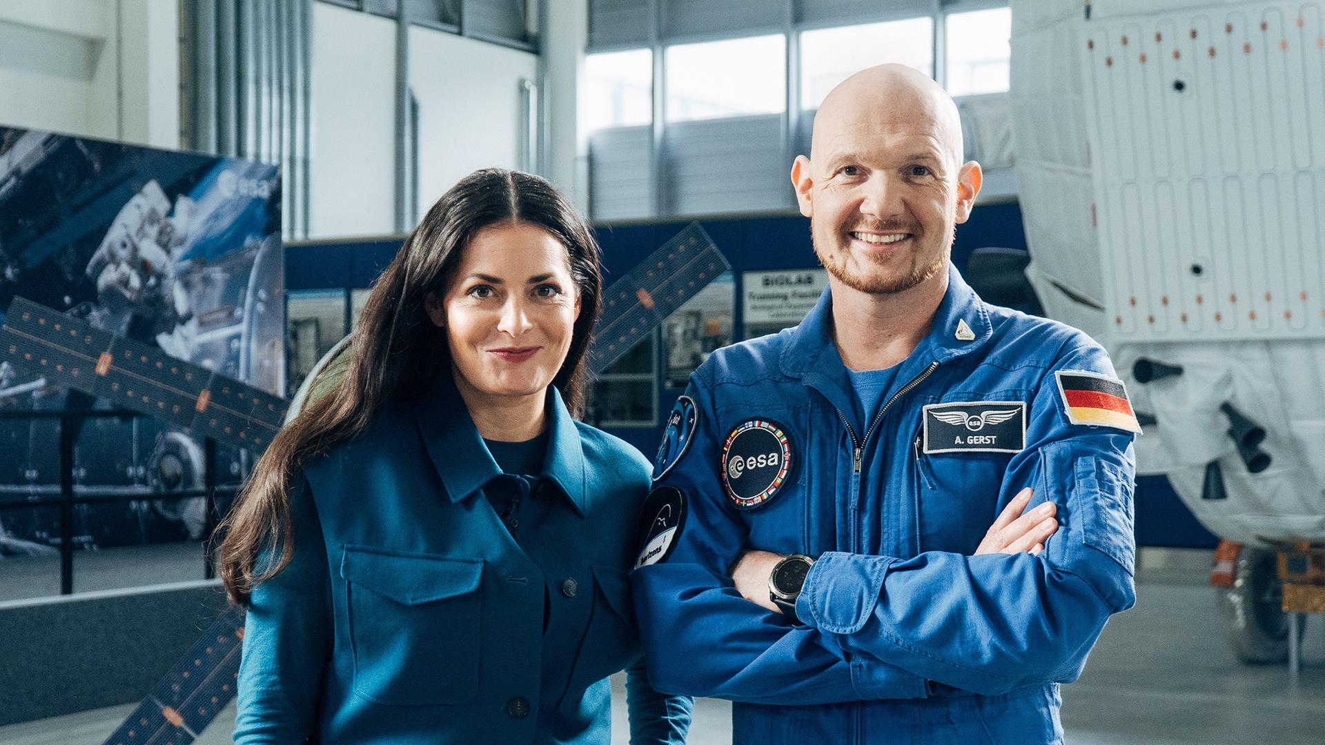 Moderatorin Olivia Röllin, Geophysiker und Astronaut Alexander Gerst