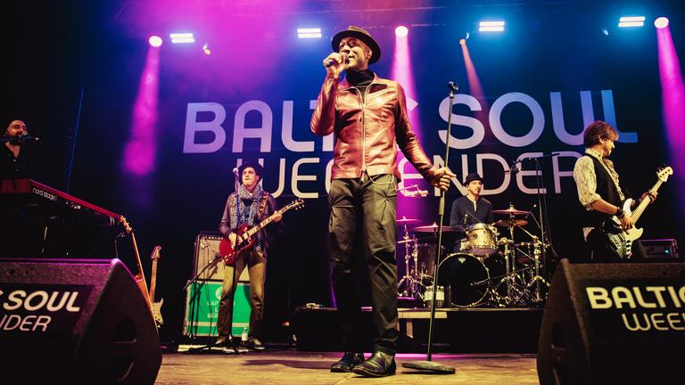 Aloe Blacc - live beim Baltic Soul Weekender