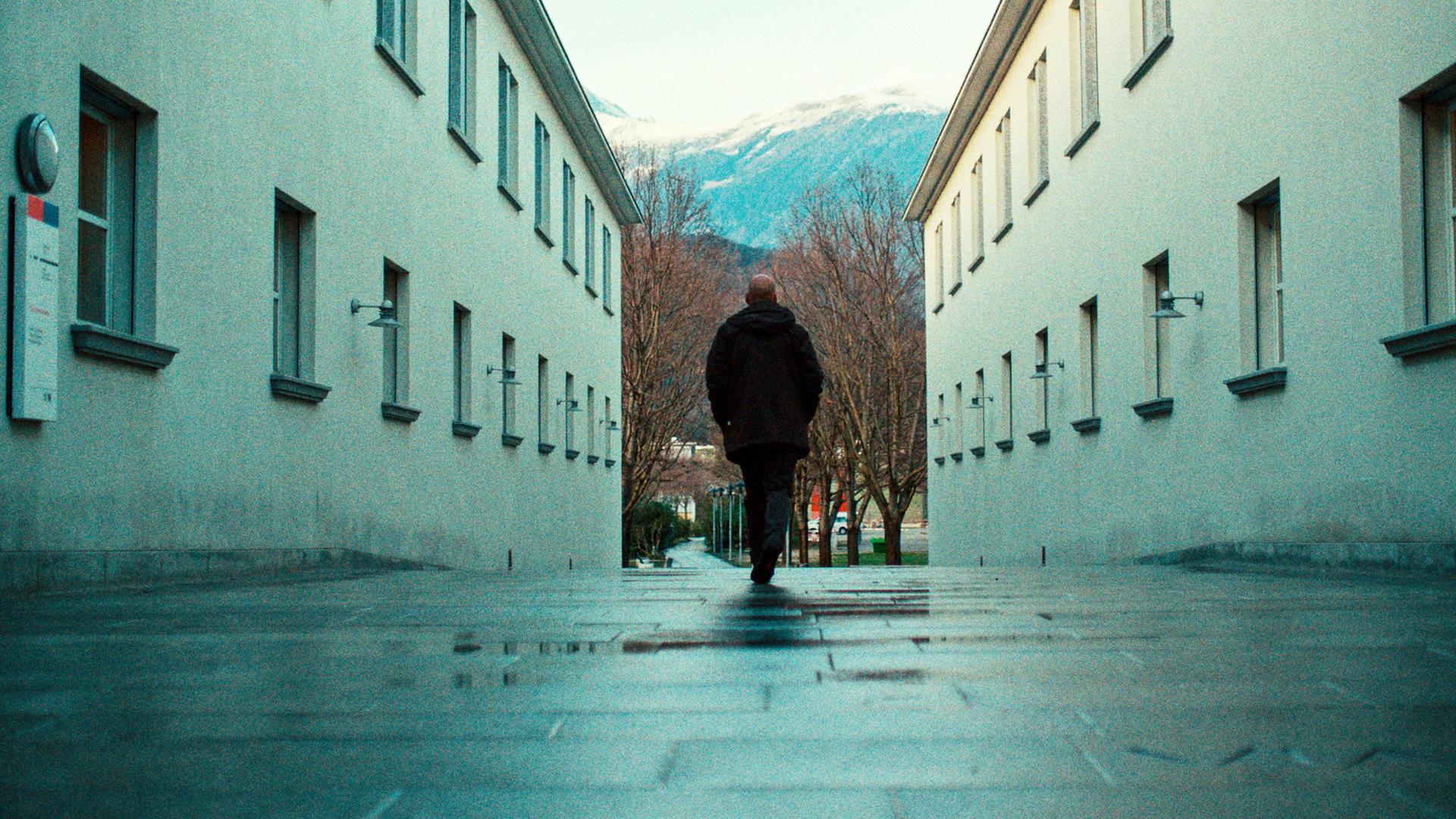 Der Kommissar verlässt die Bühne