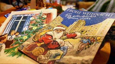 Prospekte alter DDR-Weihnachtsveranstaltungen.