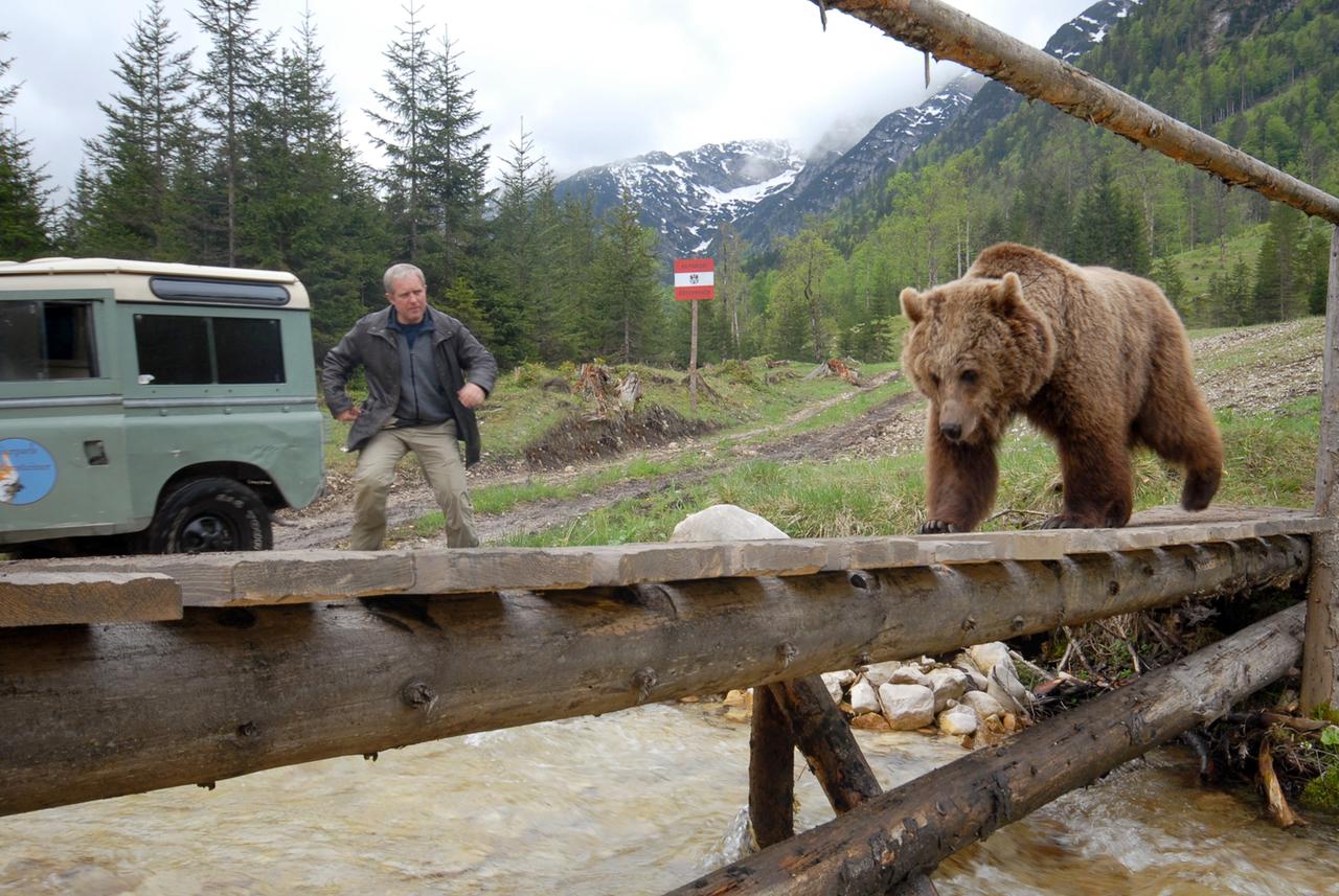 Harald Krassnitzer (Konrad Rettensteiner)