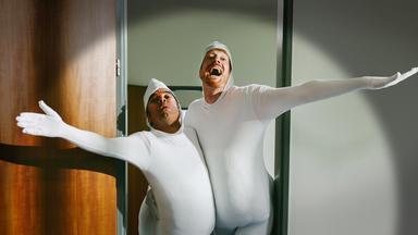 Von links: Simon Pearce und Sebastian Winkler.