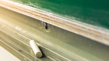 Schultafel und Kreide