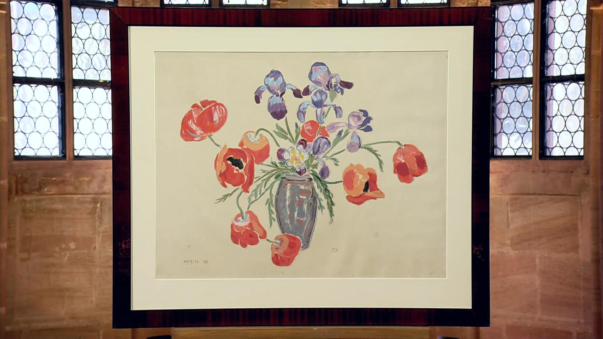 Ein gemaltes Bild von einem Blumenstrauß in einer Vase. Das Bild ist in einem breiten Goldrahmen.