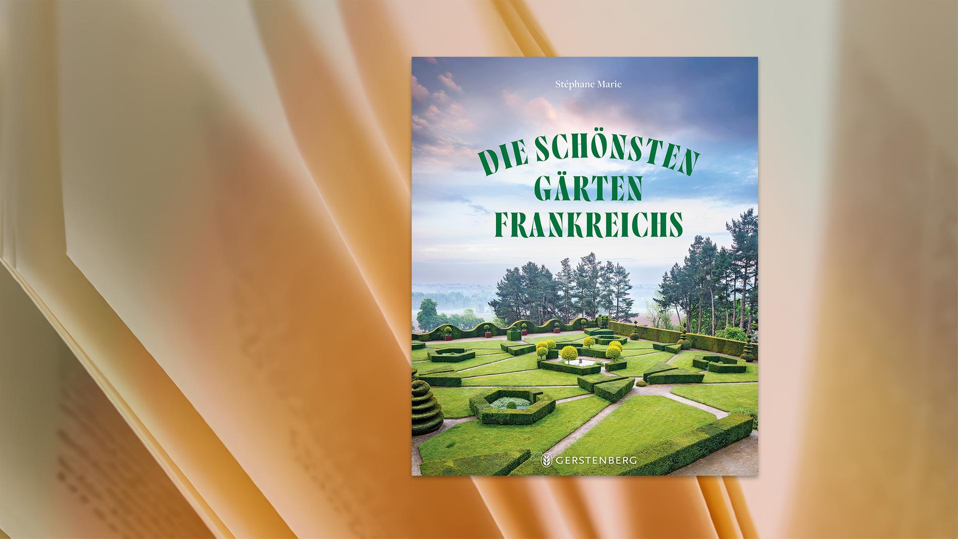 Auf dem Buchcover ist eine streng geometrische Parkanlage zu sehen, die aus exakt beschnittenen Hecken, Rasen und Bäumen besteht.