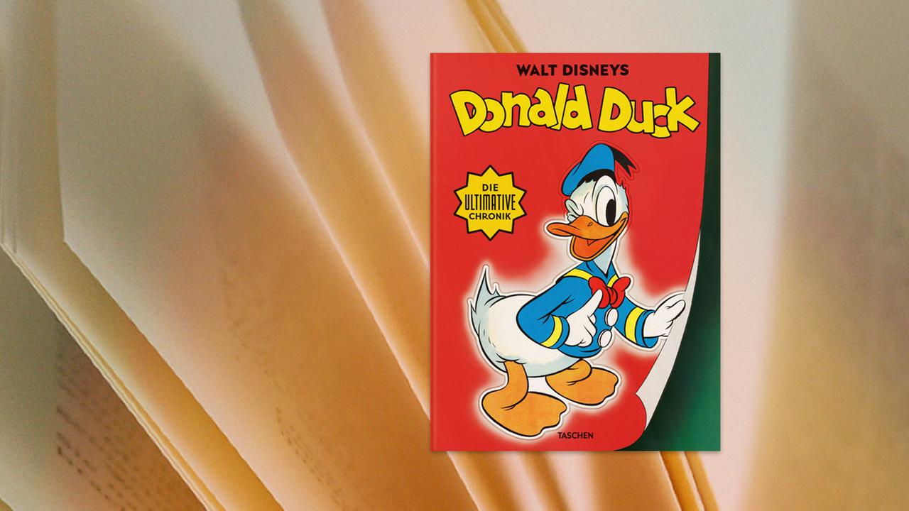 Buchcover "Walt Disneys Donald Duck - Die ultimative Chronik"