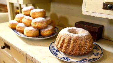 Ob als Krapfen oder im Nussgugelhupf - Germ findet seinen Weg in die böhmische Küche