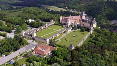 Renaissanceschloss Rosenburg mit weitläufiger Gartenanlage