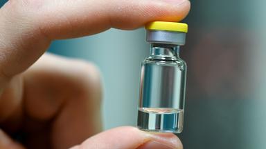 Kleine Impfstoff-Ampulle