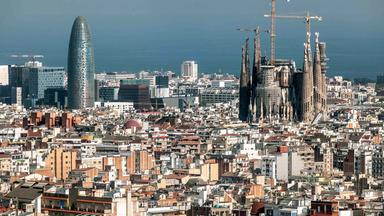 Stadt aus der Höhe gesehen