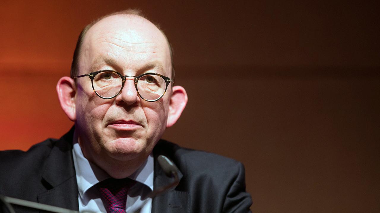 Standbild: Denis Scheck über den Fall Menasse