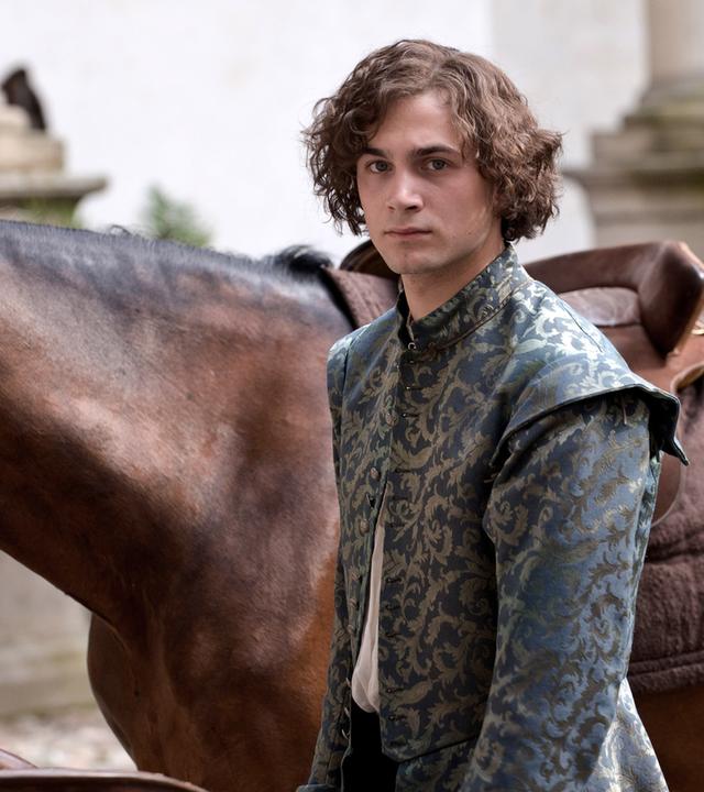 Richard (Samuel Schneider) 