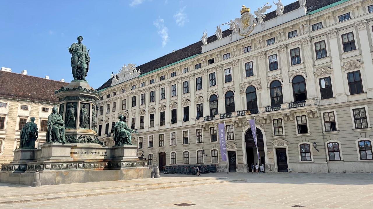 Über Jahrhunderte das Zentrum habsburgischer Macht: die Wiener Hofburg.