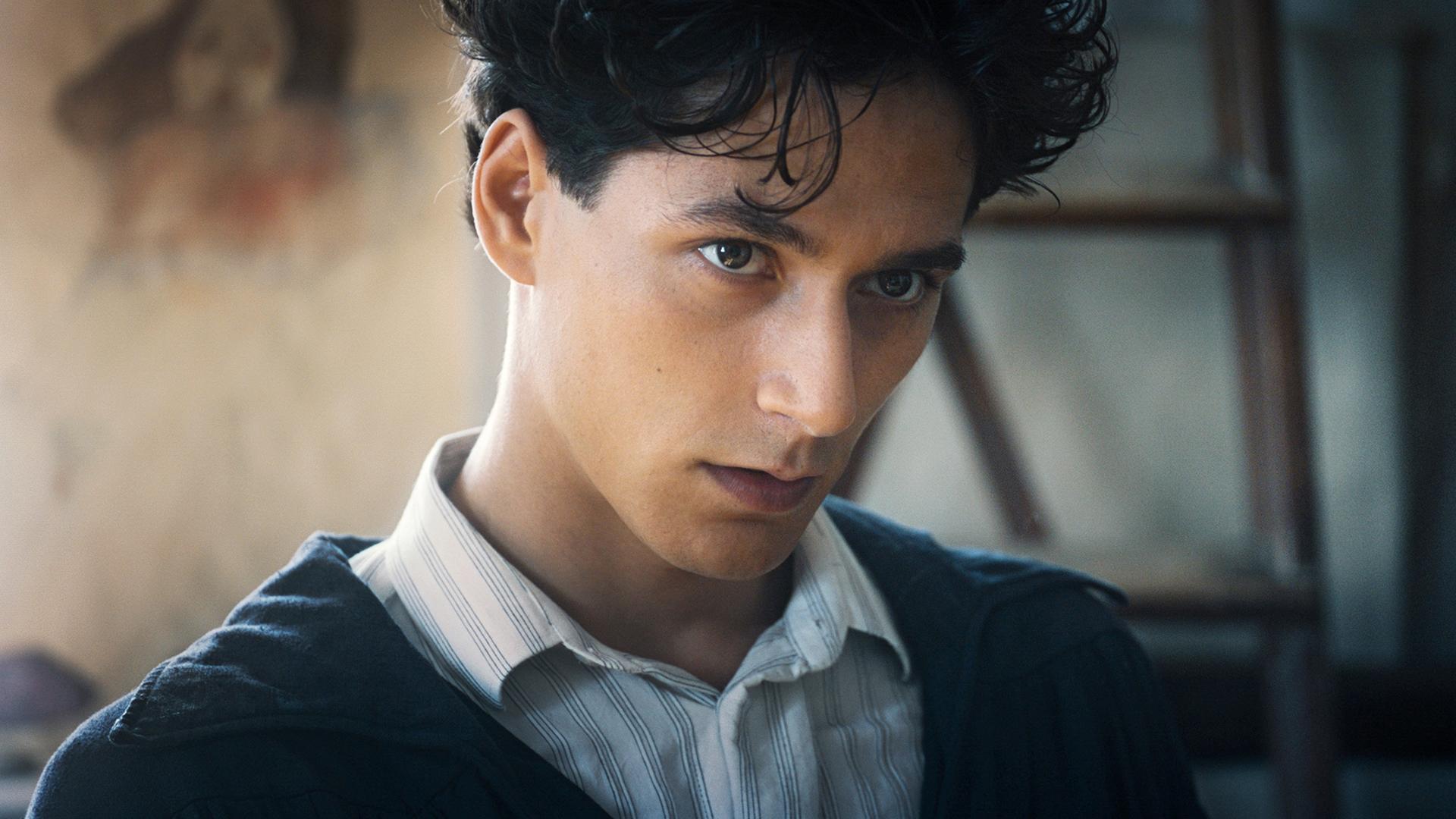 Noah Saavedra als Egon Schiele