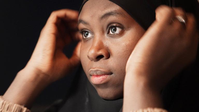 Gambias Diktatur vor Schweizer Gericht – Eine Tochter will Gerechtigkeit
