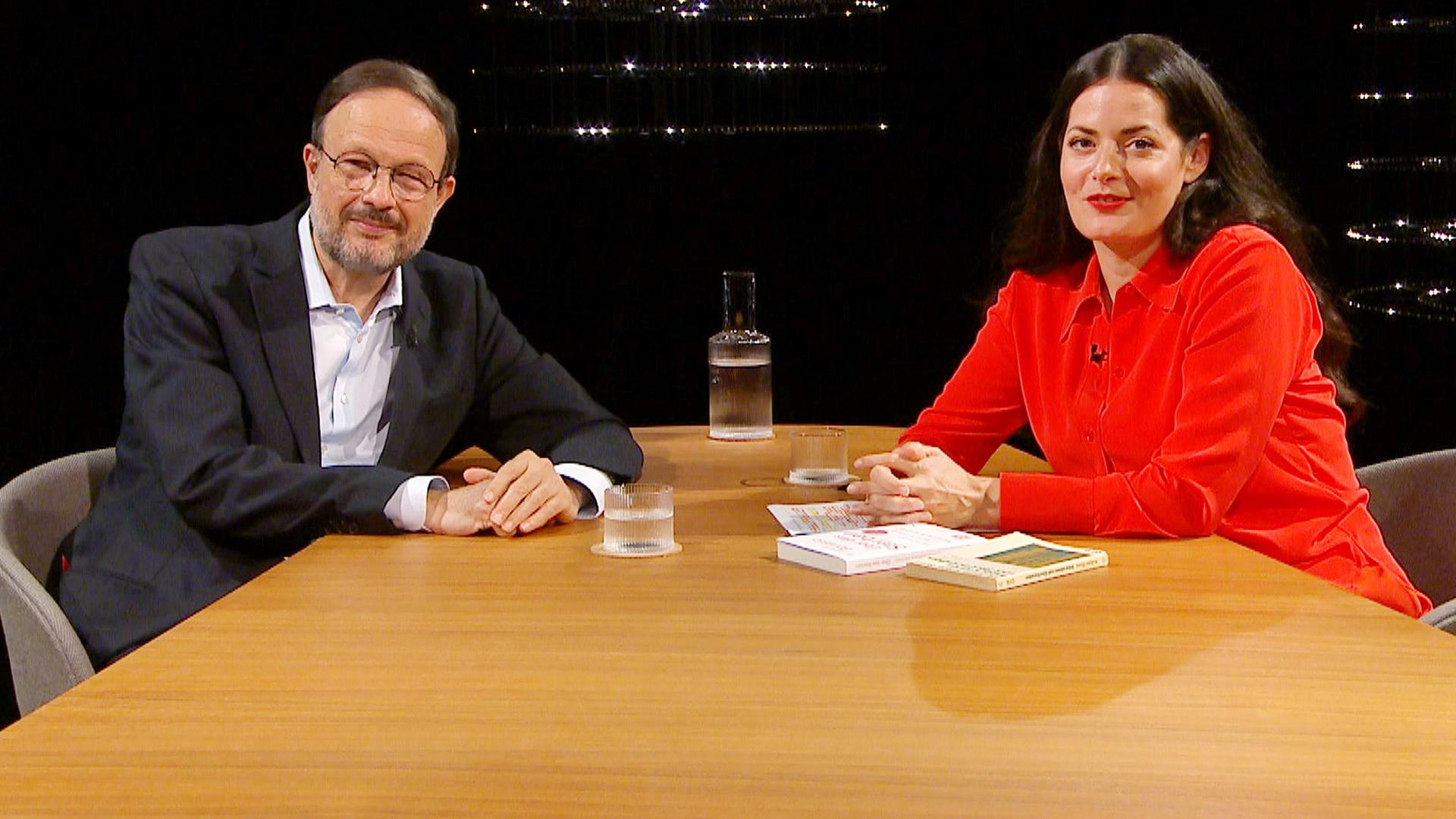 Palliativmediziner Gian Domenico Borasio und Moderatorin Olivia Röllin