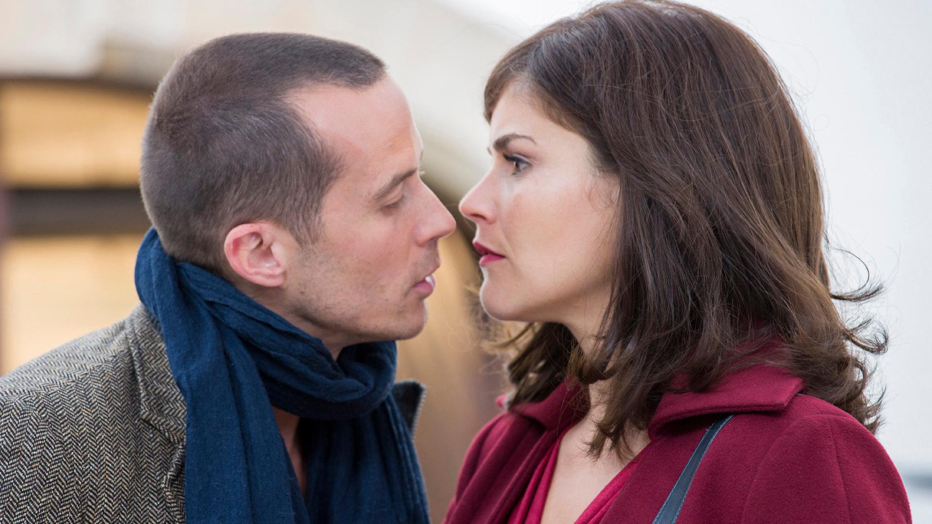 Katja (Katharina Wackernagel) und Jan (Barnaby Metschurat) haben sich gerade scheiden lassen, doch ein letzter Kuss wird doch wohl erlaubt sein?