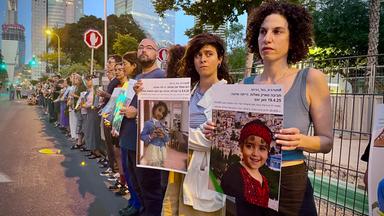 Protest in Israel gegen die Angriffe auf Gaza