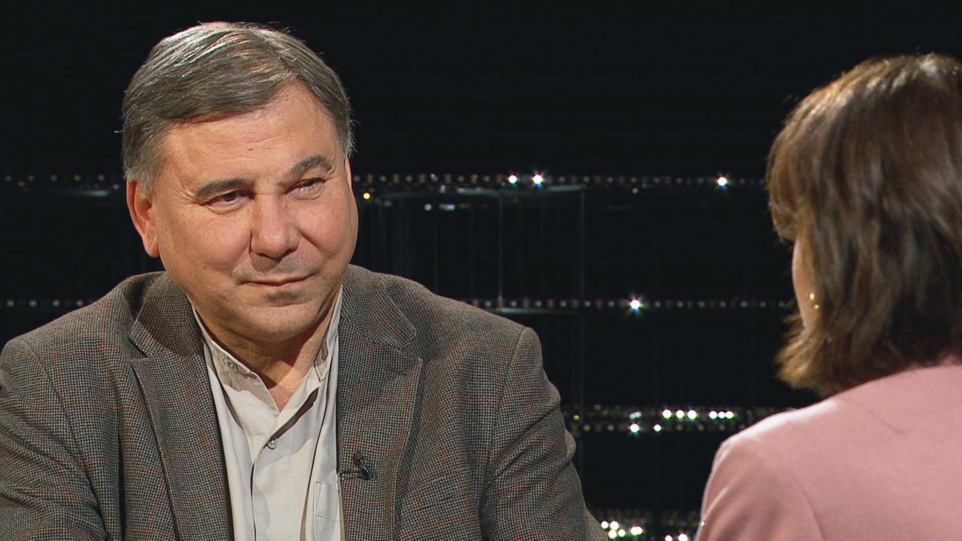 Ivan Krastev, Politologe und Autor mit Moderatorin Barbara Bleisch