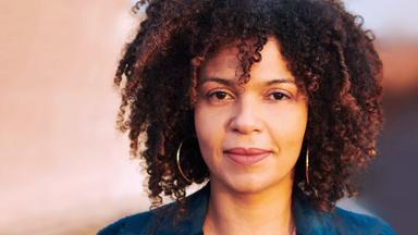 Die Schrifstellerin Jackie Thomae