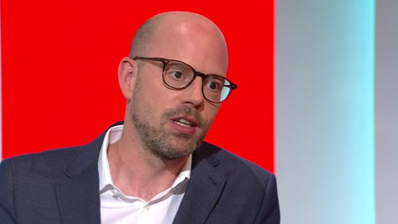 Nahaufnahme von Jan Drees während des Kulturzeitgesprächs.