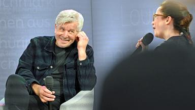 Karl Ove Knausgard, Schriftsteller aus Norwegen, spricht auf der ARD/ZDF Literaturbühne auf der Leipziger Buchmesse mit Thea Dorn, Gastgeberin des Literaischen Quartetts.