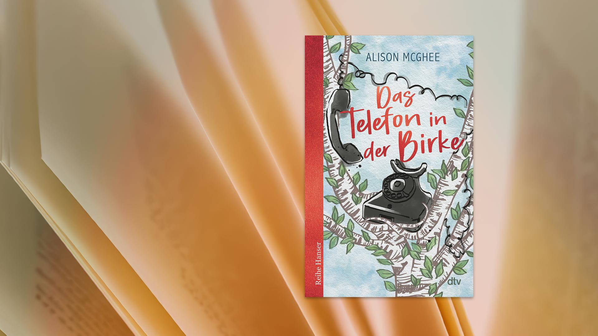 Auf dem Umschlag eines Kinderbuchs sieht man die Illustration eines schwarzen Wählscheibentelefons welches in der Astgabelung einer Birke platziert ist.