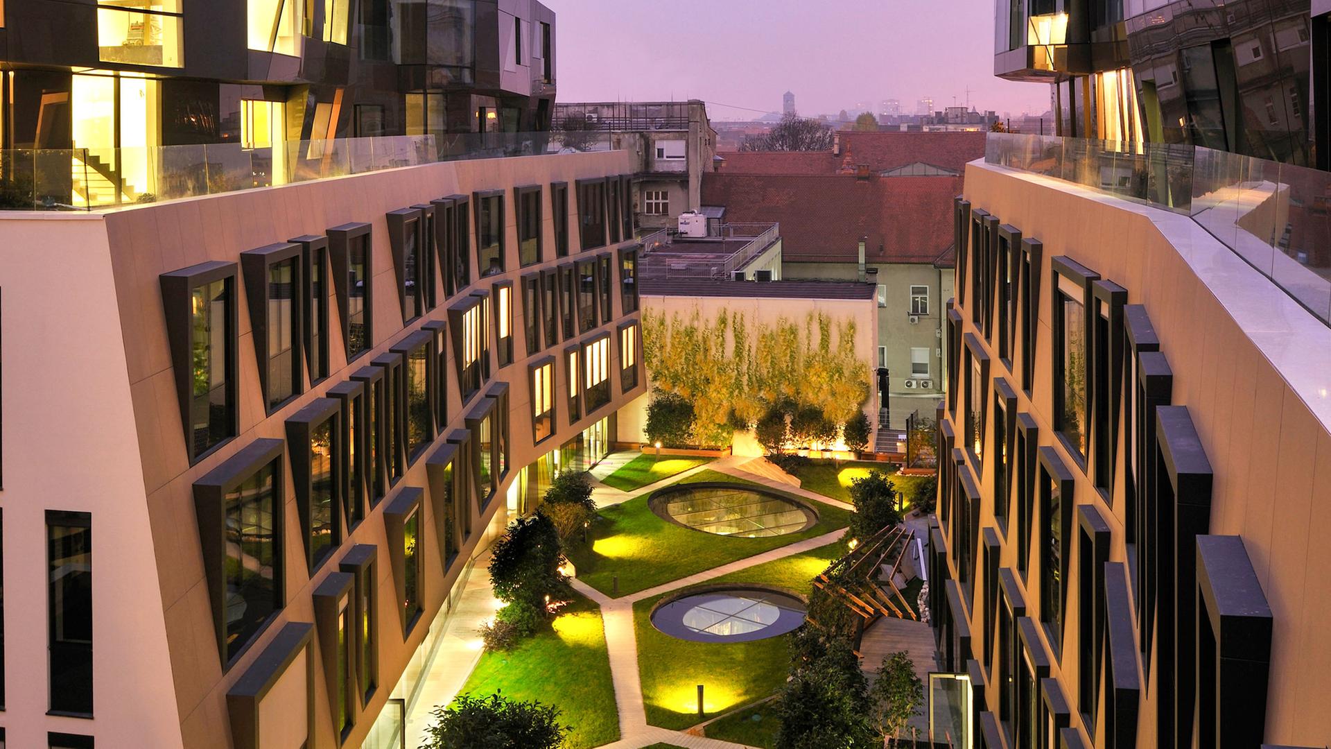 Cvjetni Geschäftspassage, Büros und Wohnungen in Zagreb von Architekt Boris Pordrecca.