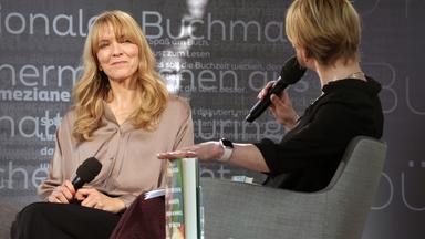 Lilli Tollkien spricht auf der ARD, ZDF, 3sat Literaturbühne über ihr Buch "Mit beiden Händen den Himmel stützen"