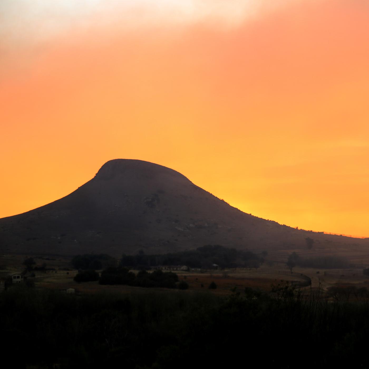 lionsrock - der felsen, der dem gebiet den namen gab