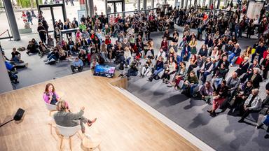 Die Literaturbühne von ARD, ZDF und 3sat auf der Buchmesse Frankfurt
