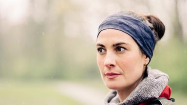 Gesicht von Läuferin Marta in Großaufnahme.