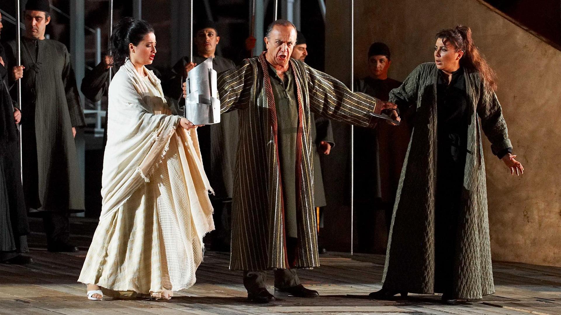 Nabucco aus der Arena di Verona 2007