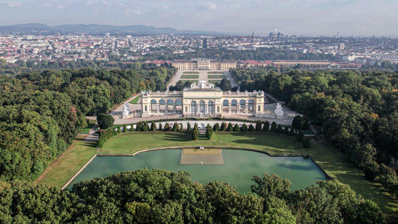 Schlossanlage aus der Vogelperspektive